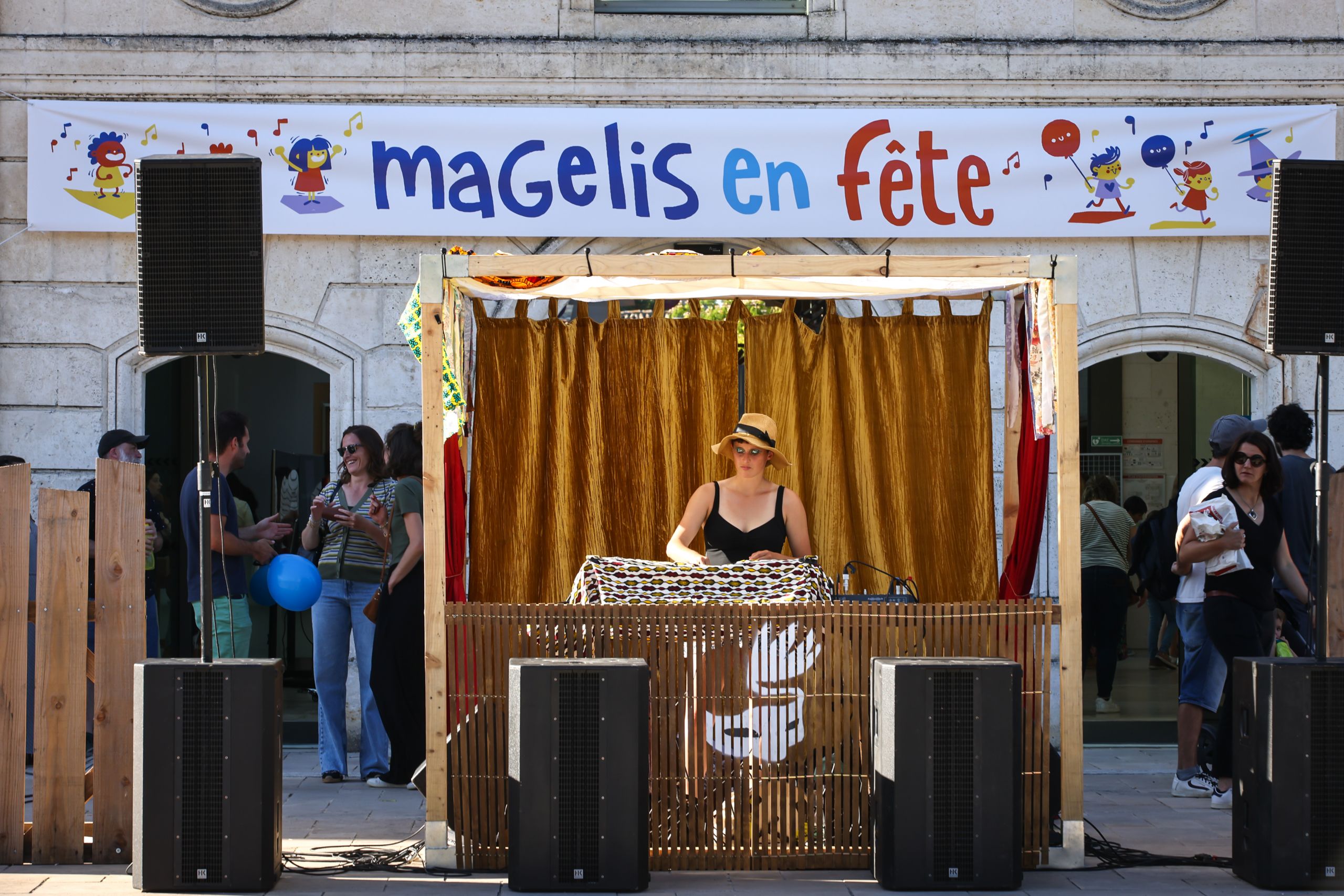 Magelis en fête © Grégory Brandel